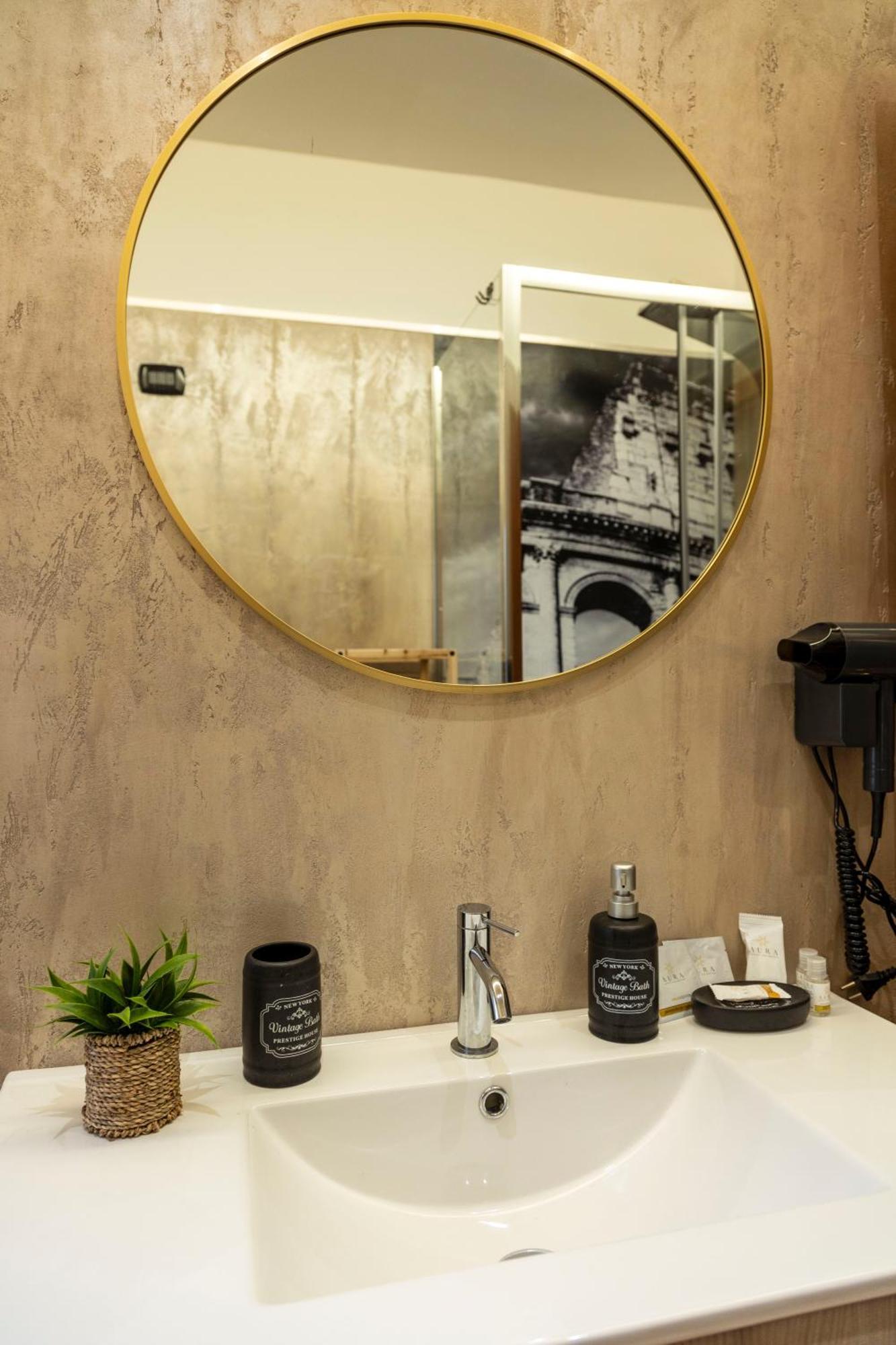 Apartment Liu Tiburtina In Rome